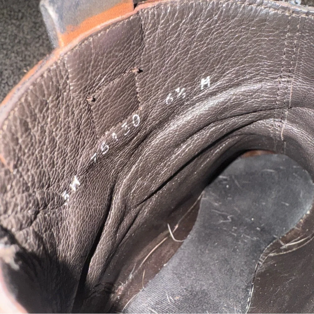 Stuart Weitzman Women’s Hipgal Leather Zip Ankle Western Booties Black Size 6.5 - Picture 8 of 10